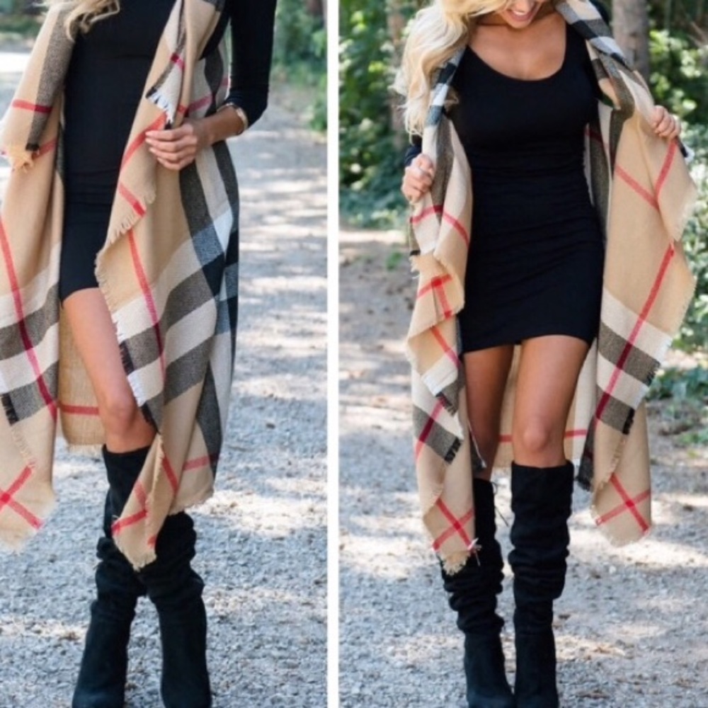 Sample Sale! New Plaid Vest w/ Frayed Ends - Picture 8 of 8